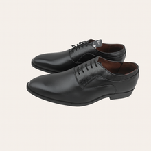 Load image into Gallery viewer, Men’s Black Line-Pattern Formal Lace-Up Shoes