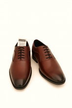 Load image into Gallery viewer, Men’s Tan Line-Pattern Formal Lace-Up Shoes
